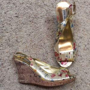 Women’s Steve Madden 10M wedges